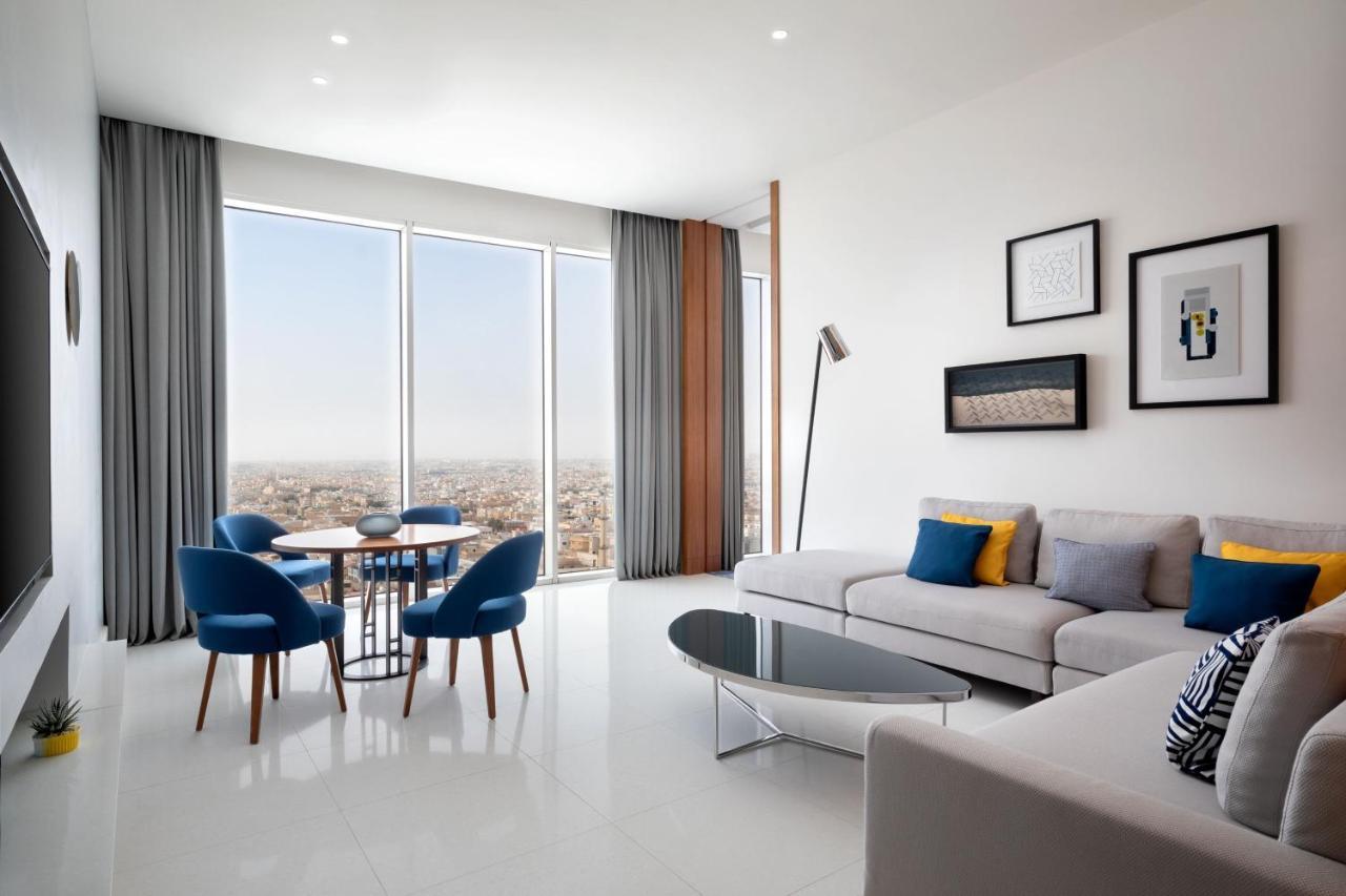 Le Meridien Riyadh Exterior photo