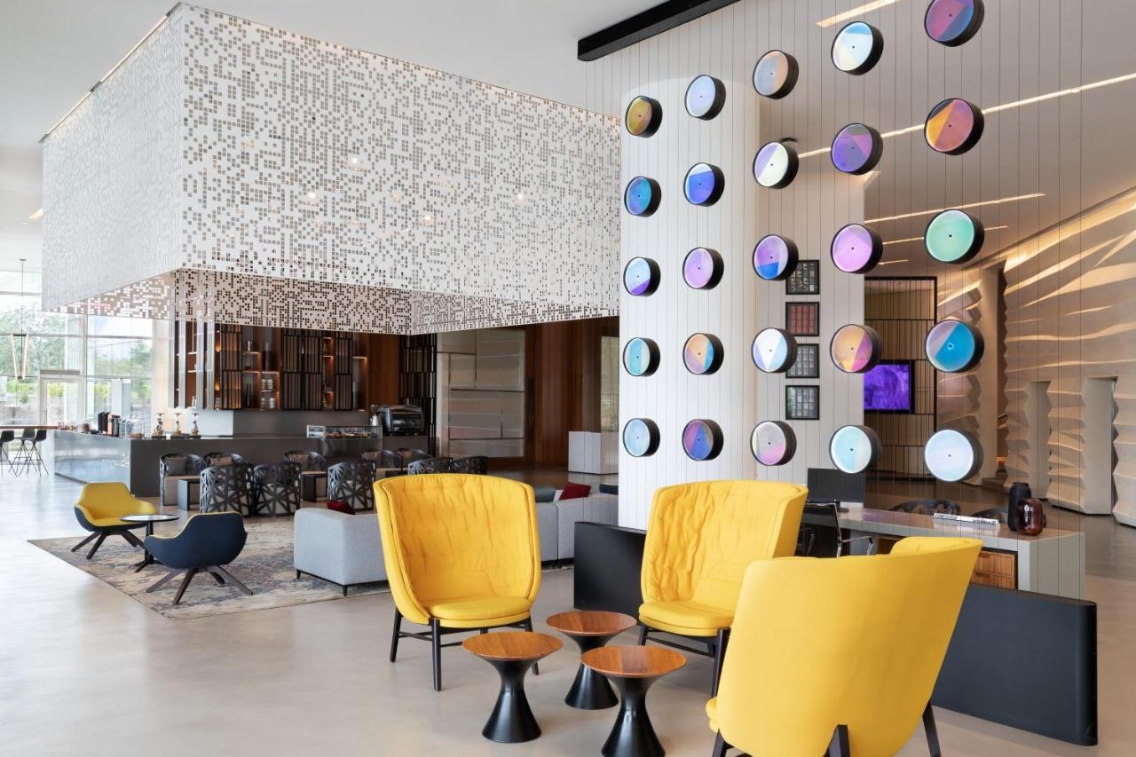 Le Meridien Riyadh Exterior photo