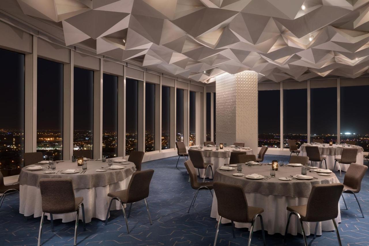 Le Meridien Riyadh Exterior photo